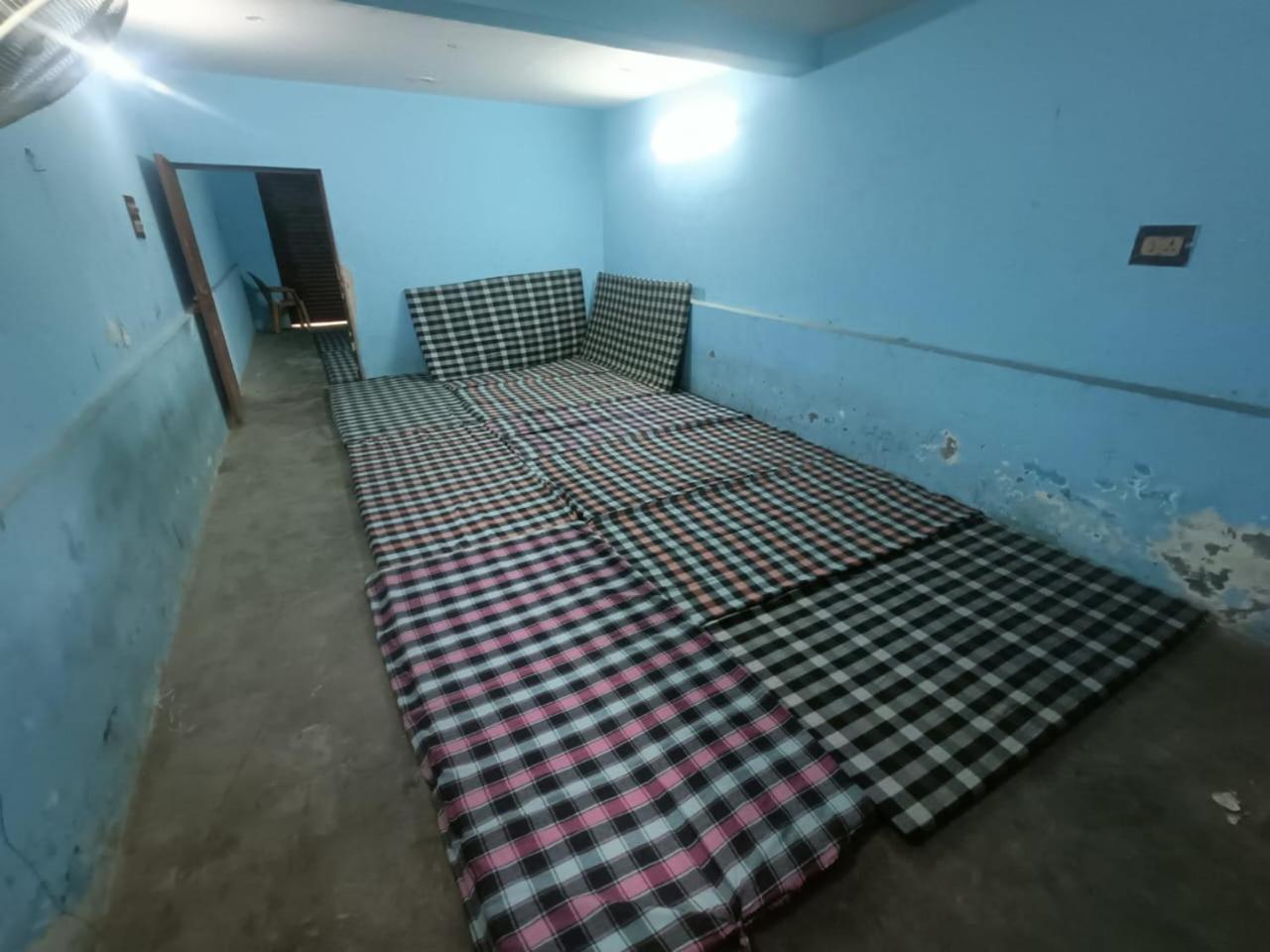 بيت شباب Shri Annapurna Dormitory Rāmnagar المظهر الخارجي الصورة